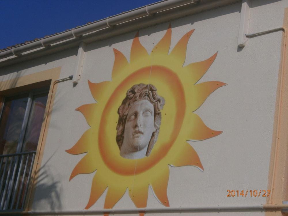 Brit Hotel Confort Helios Agde Exterior photo