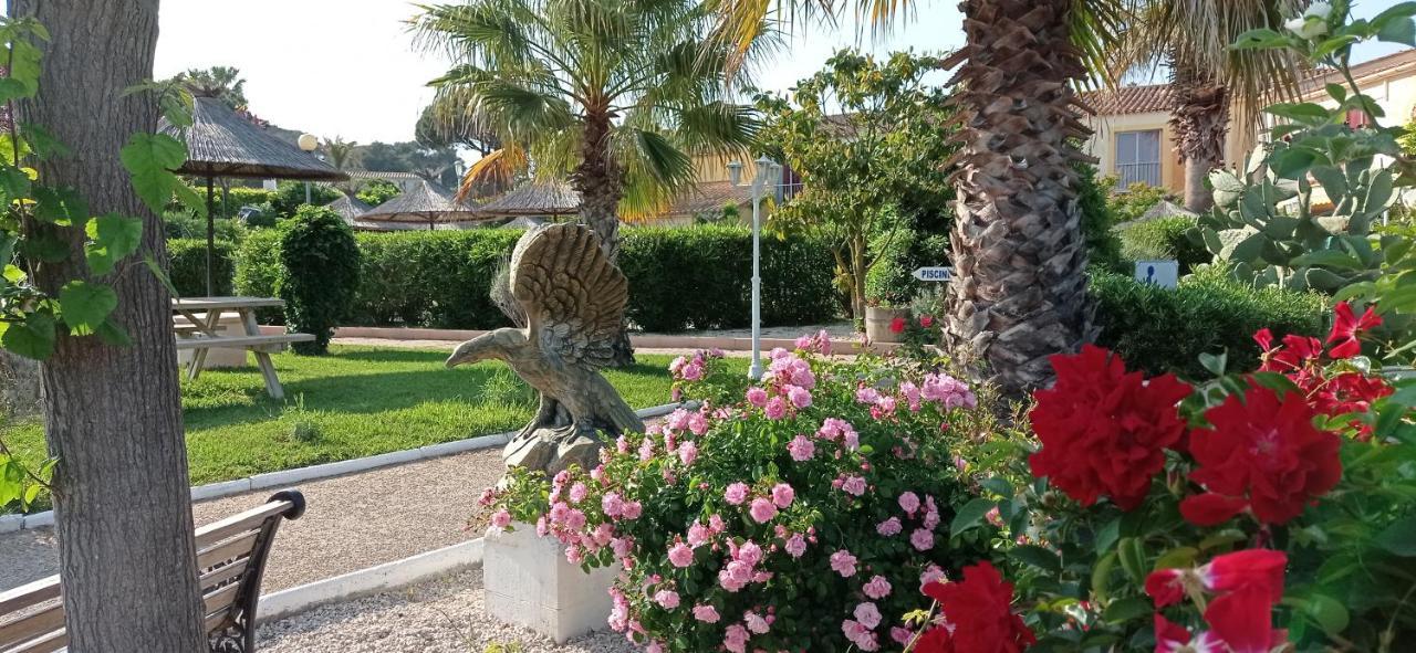 Brit Hotel Confort Helios Agde Exterior photo