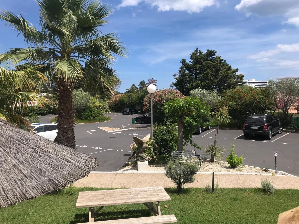 Brit Hotel Confort Helios Agde Exterior photo